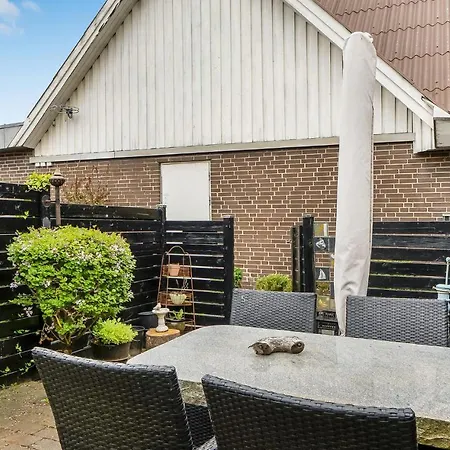 Tatil Evi Stunning In With Wifi Blåvand